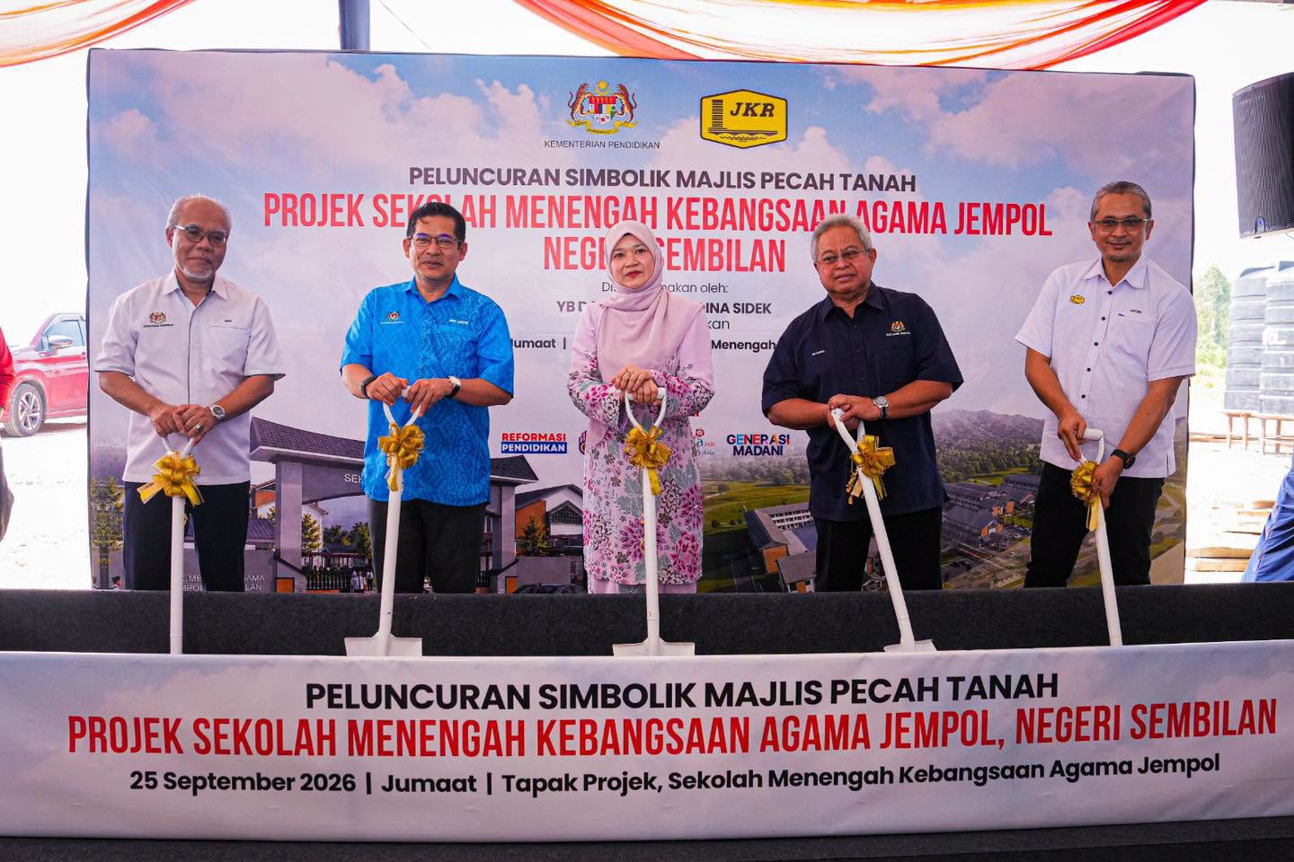 Majlis Pecah Tanah Projek Pembinaan Baharu SMKA Jempol